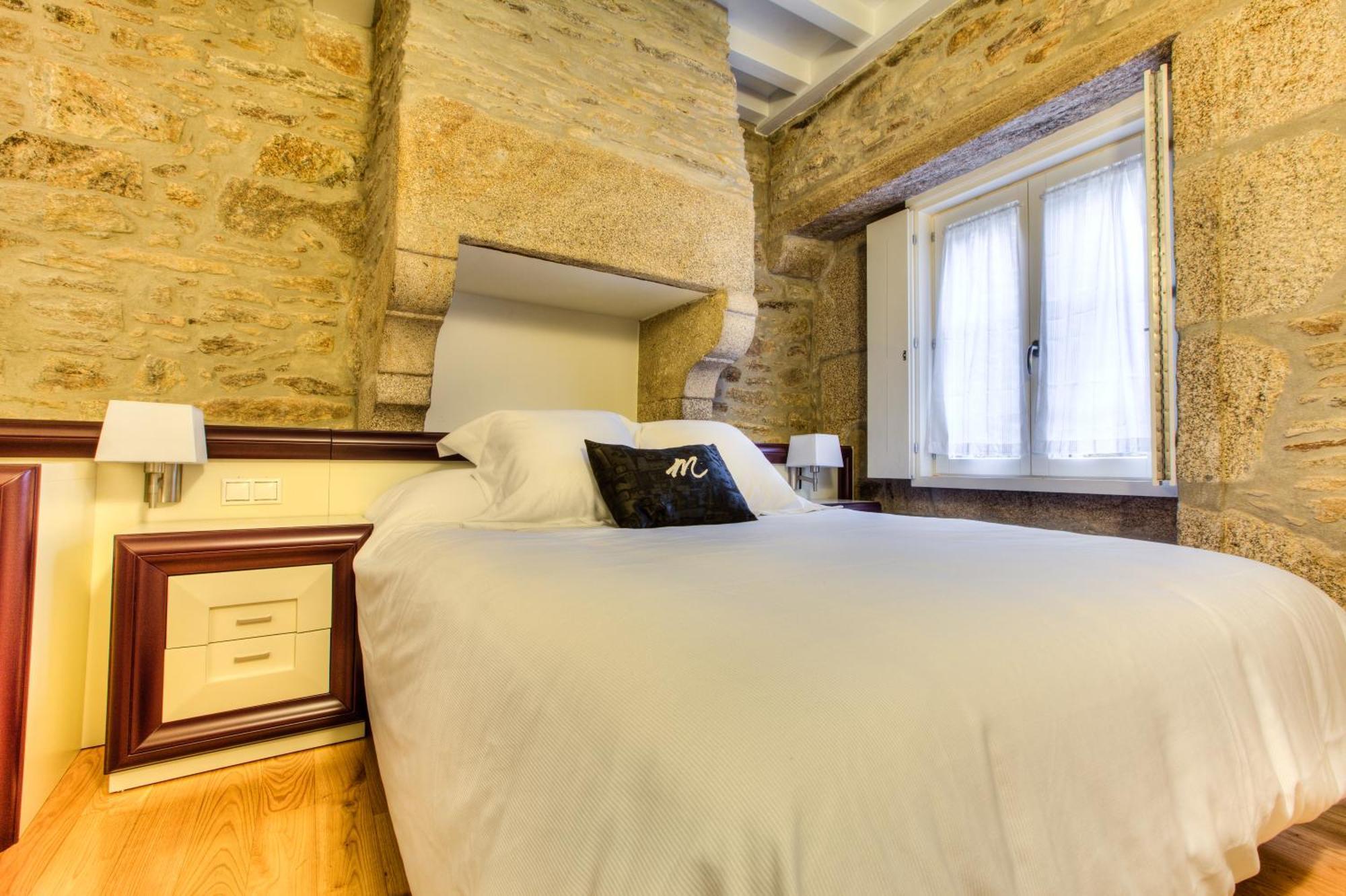 Hotel Montenegro Compostela 산티아고데콤포스텔라 외부 사진
