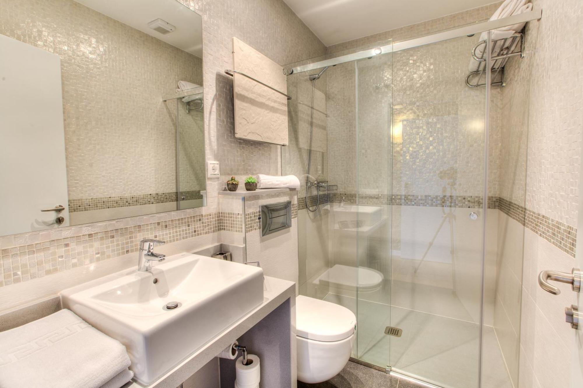 Hotel Montenegro Compostela 산티아고데콤포스텔라 외부 사진
