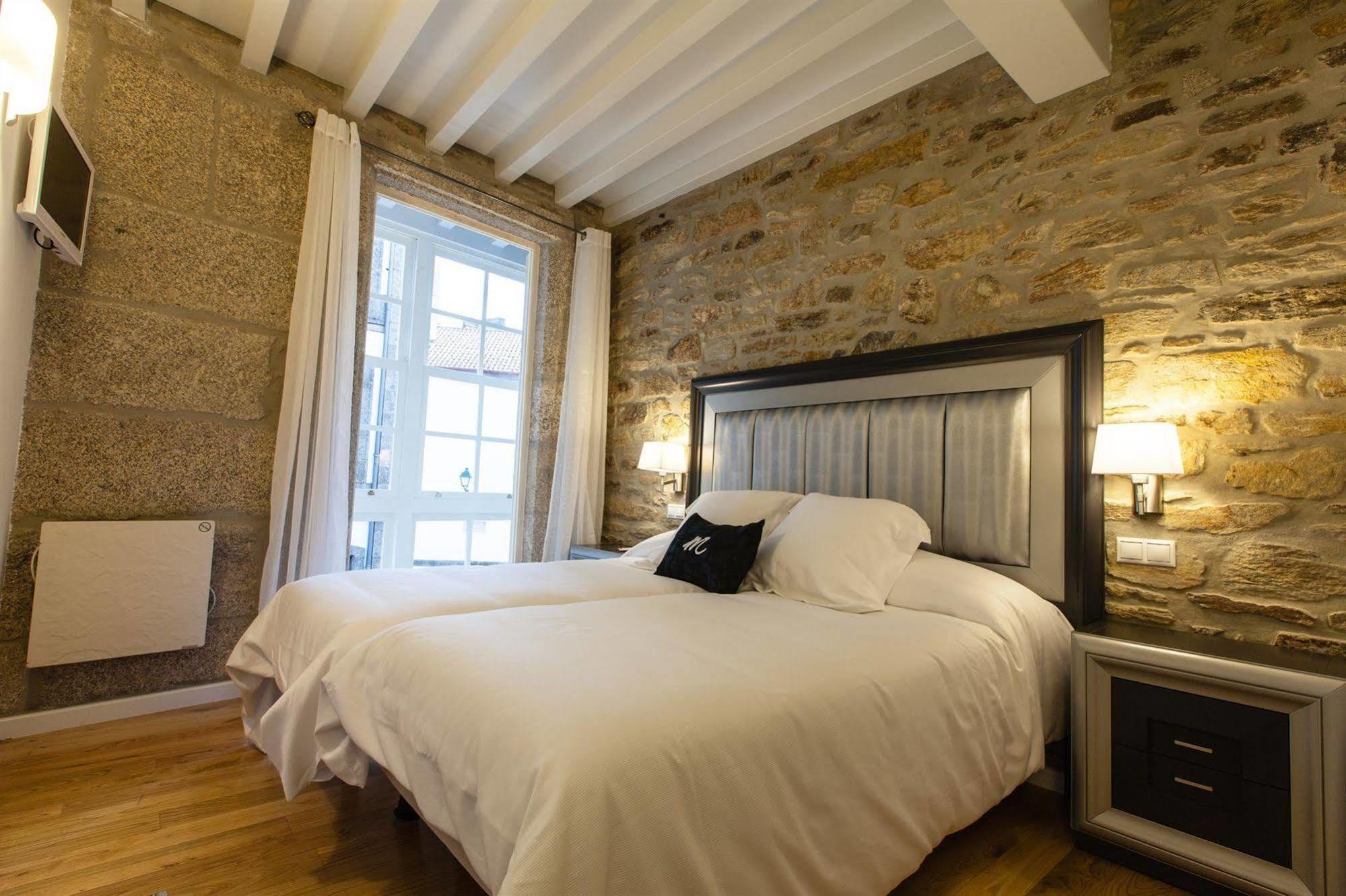 Hotel Montenegro Compostela 산티아고데콤포스텔라 외부 사진